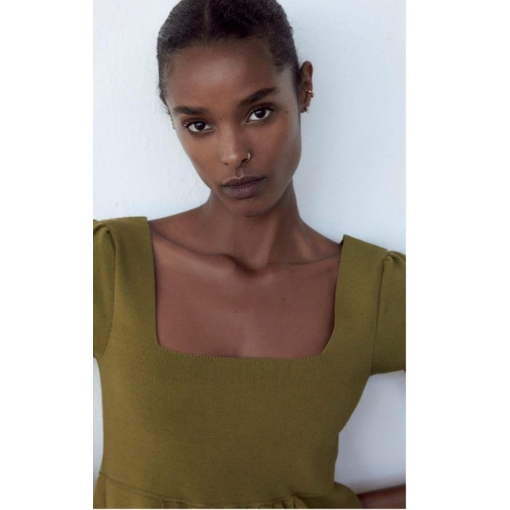 Zara Green Stretchy Knit Square Neck Skater Mini Dress - Picture 4 of 12